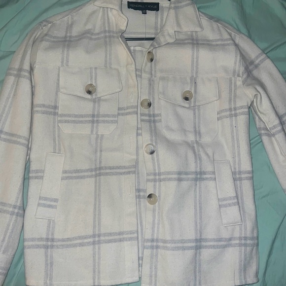 Plaid cozy buttoned flannel - Picture 1 of 1